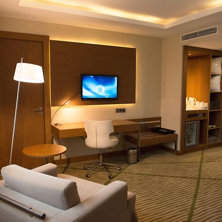 Holiday Inn Gaziantep By Ihg Экстерьер фото
