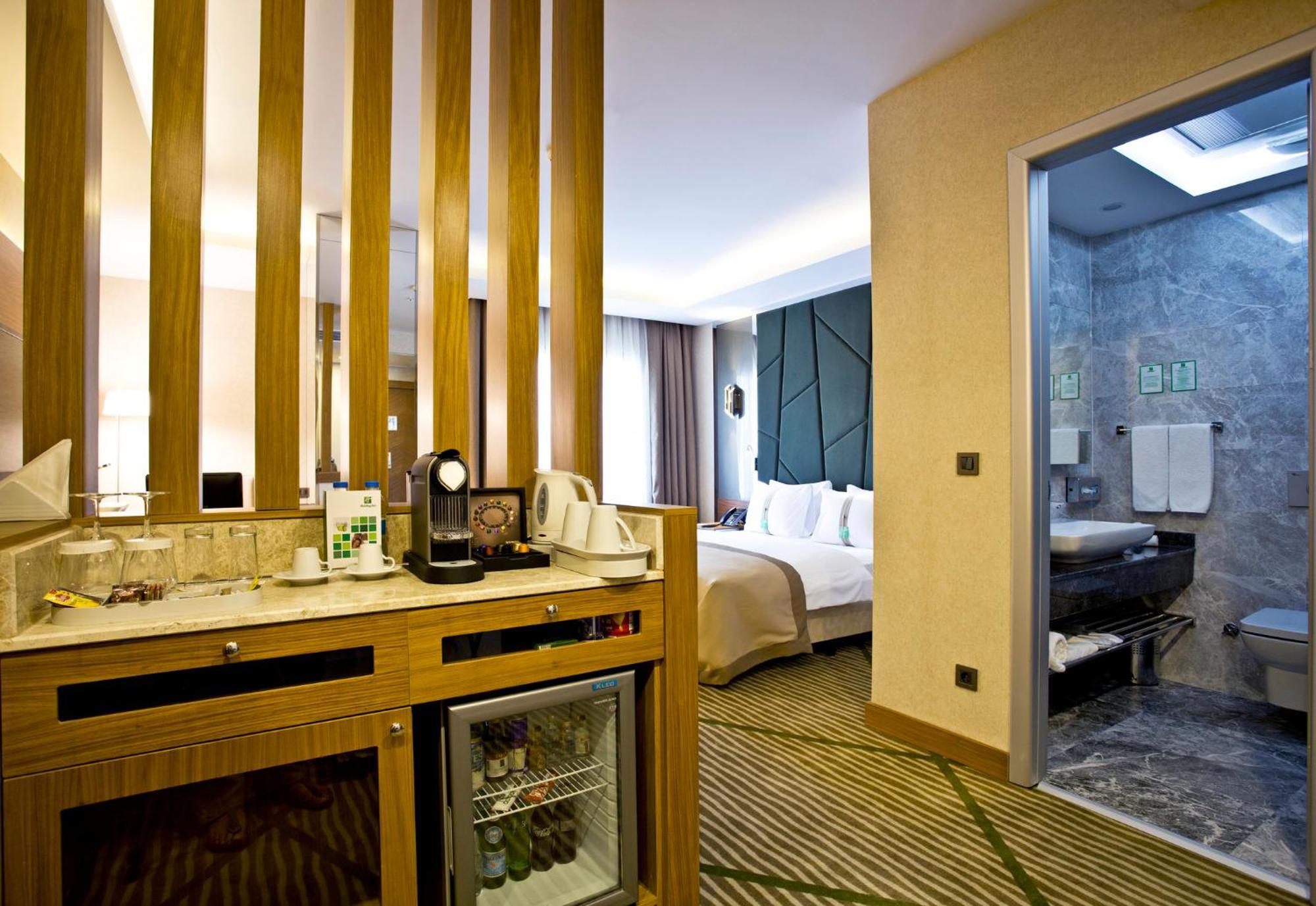 Holiday Inn Gaziantep By Ihg Экстерьер фото